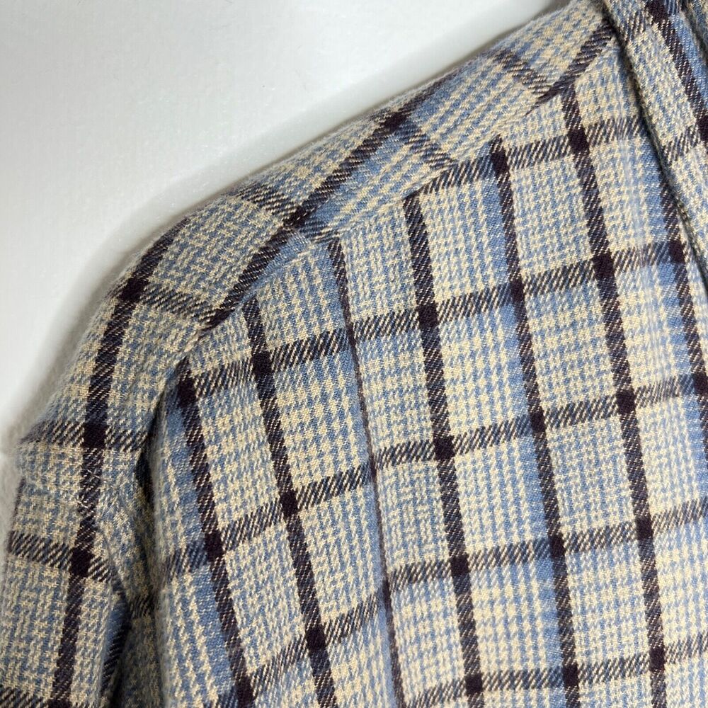 Carhartt Tan Blue Plaid Long Sleeve Button Up Shirt Size Large Men’s